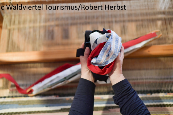 Webstuhl und Material